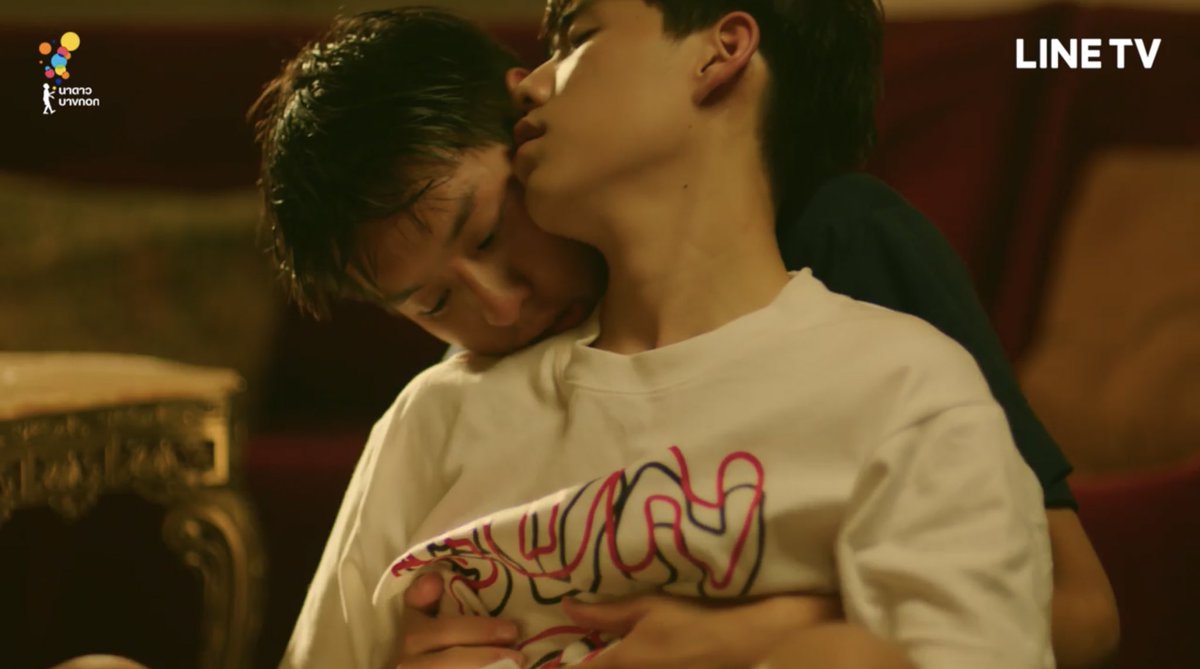 supershipperz's tweet photo. I feel like this scene is more intense than some 18+ scenes of some series...

#IToldSunsetAboutYou 
#แปลรักEP3 https://t.co/qmZZ0mkKeR