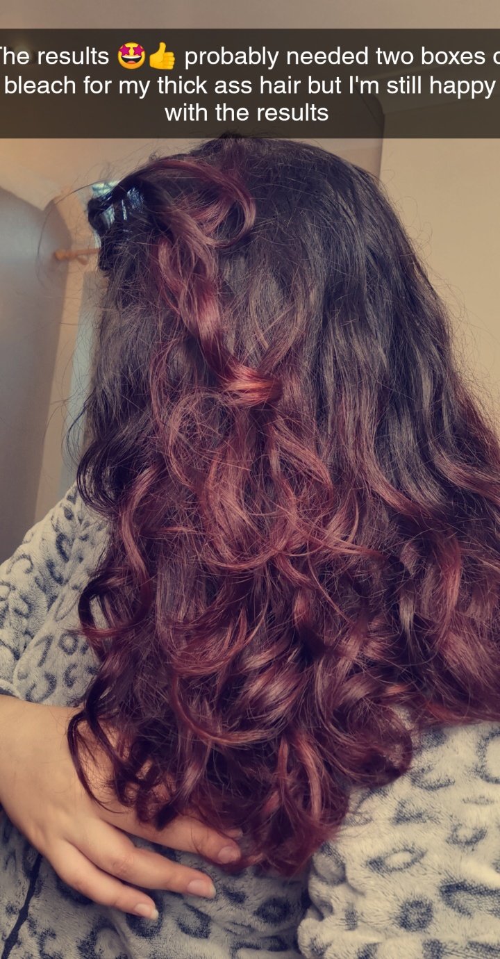 I dyed my hair yesterday as well, I'm in love 🤩👍 https://t.co/ZDfimePvOu