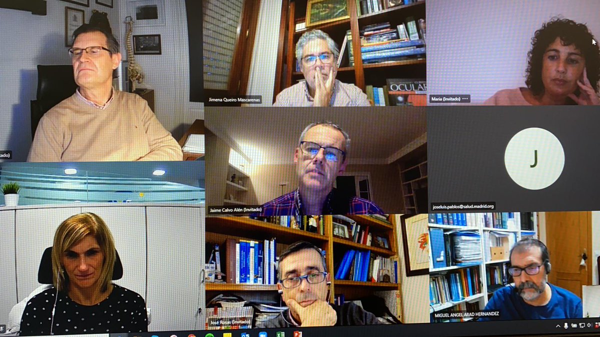 SEReumatologia's tweet photo. En marcha la reunión del Dr @jimmy_calvo, coordinador este año de #ACReview, con los revisores encargados de preparar los resúmenes del ACR... Este domingo tendrás disponible el primero de ellos https://t.co/nJWyRxdC4H