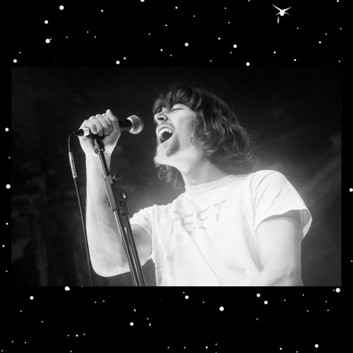 TheCEClub's tweet photo. VIEWING LINK - https://t.co/ZNKL9UWSKV
#LiveInOrbit is back transmitting new music to planet Earth!
Tonight we have sets from @feetband and @slantband blasting off at 9pm sharp.
Follow the link to see the premieres as well as interviews and photos with each band ✌️👽 https://t.co/SWspgQzq4L