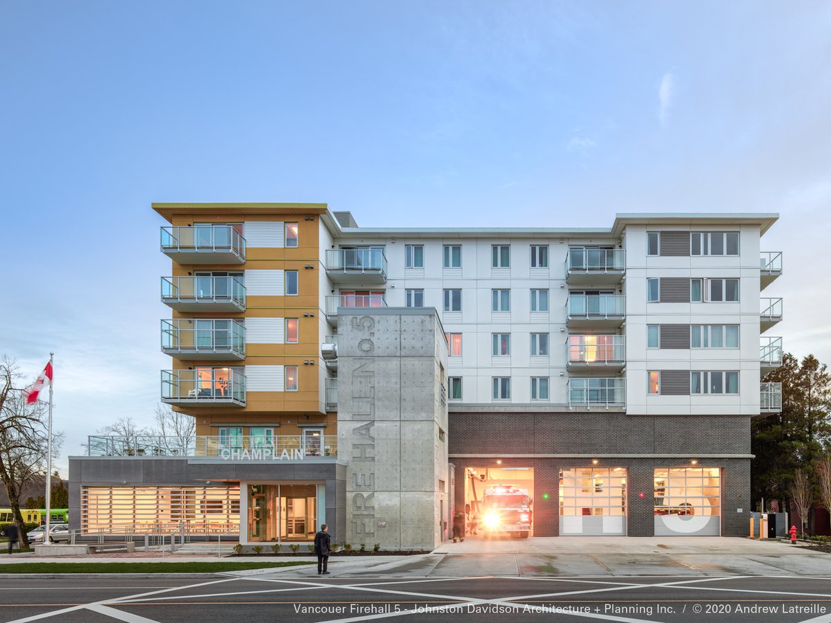 JD_arch_'s tweet photo. Vancouver Fire Hall No. 5 &amp; YWCA Pacific Spirit Terrace recently won a Gold Award in the #StationDesignAwards – Shared Facilities category. Find out more about the project and challenges of colocation https://t.co/OJcT2qThRA

📸@LatreillePhoto
#firehalldesign 
@VanFireRescue https://t.co/NaFKZi3uIs