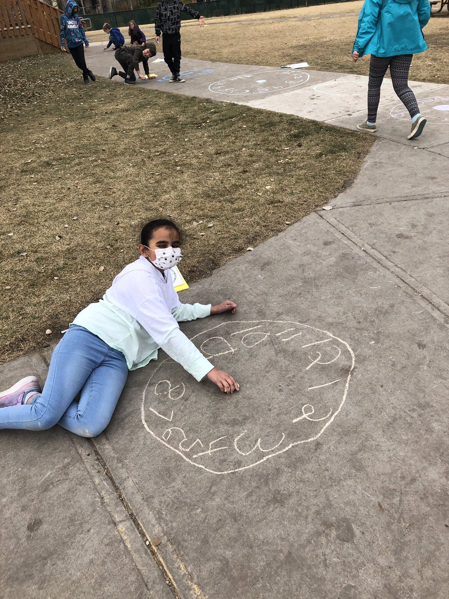 Ms. Martin's Grade 4 Class tweet media