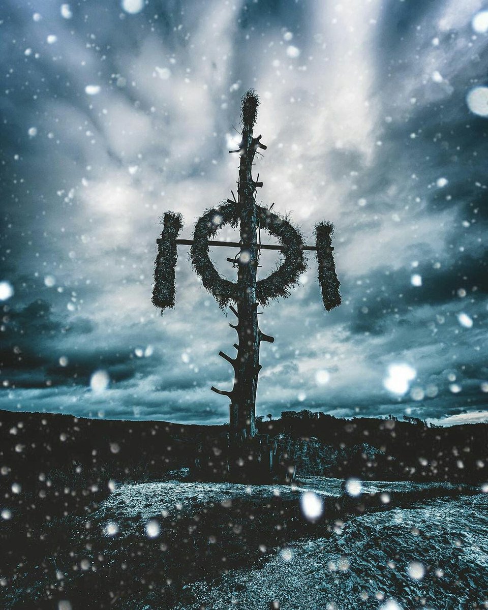 Find your place that instills magic, wonder, and excitment. Find that place that makes you feel alive. #discoveryourworld

Ig: nebelsang_adventures N°165📍#germany

⭐Discover ⭐Explore ⭐Live

#harz #harzmountains #harzer #harzregion #harzerwandernadel #exploreharz