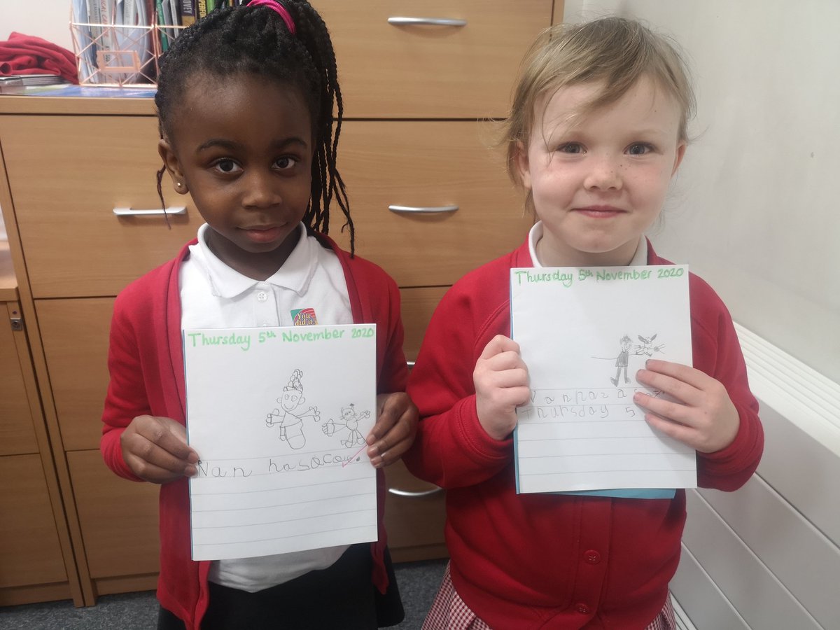 LesleyPhee's tweet photo. I was delighted to welcome some P1 stars 🌟🌟🌟🌟 into my office today. They used their knowledge of their phonemes to independently write a sentence about a character in their reading book 👏😊👏 #capitalletters #fullstops #superformation.  @MrsMcCloskeyCa1 @StTeresasPS https://t.co/tpwzqQTWFK