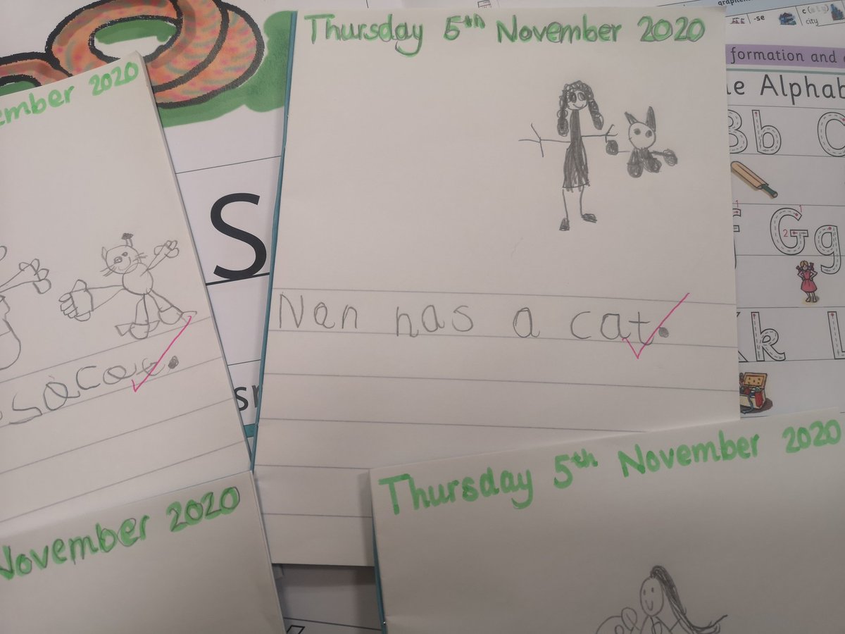 LesleyPhee's tweet photo. I was delighted to welcome some P1 stars 🌟🌟🌟🌟 into my office today. They used their knowledge of their phonemes to independently write a sentence about a character in their reading book 👏😊👏 #capitalletters #fullstops #superformation.  @MrsMcCloskeyCa1 @StTeresasPS https://t.co/tpwzqQTWFK