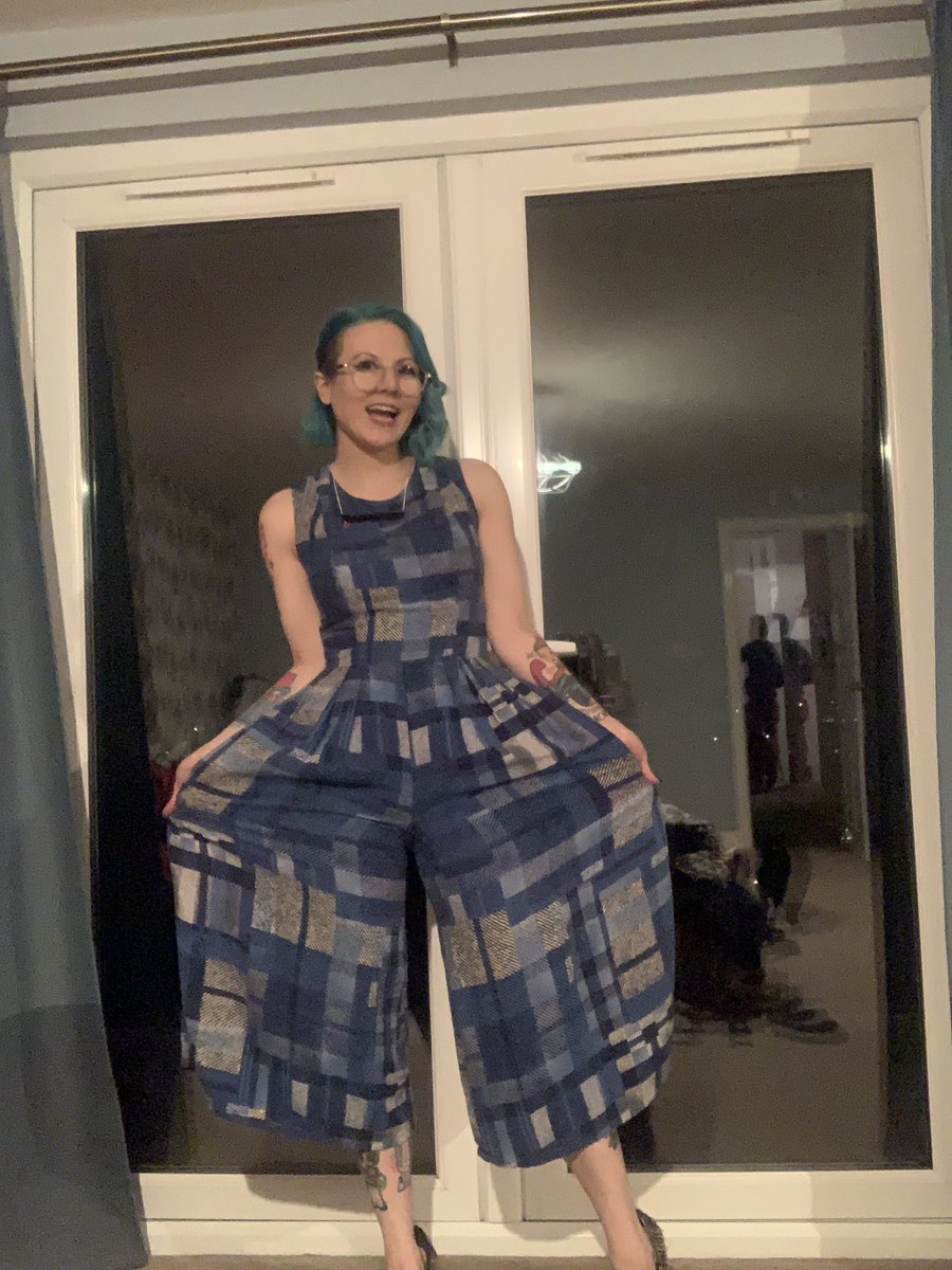 RachaelGoucher's tweet photo. Outfit of the day, day 42. Cute dress, right? Wrong! It’s a jumpsuit with culottes 😍😍😍😍 #outfitoftheday #whatiworetoday #teacherfashion #cullotes https://t.co/zGhvJ0NM18