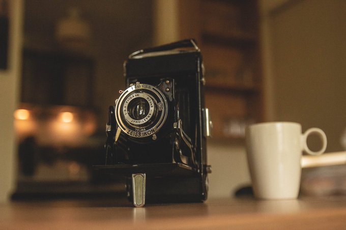 1 pic. Hey almost 90 years old and still ((kinda)) works. I'm in my early 20s and barely functioning