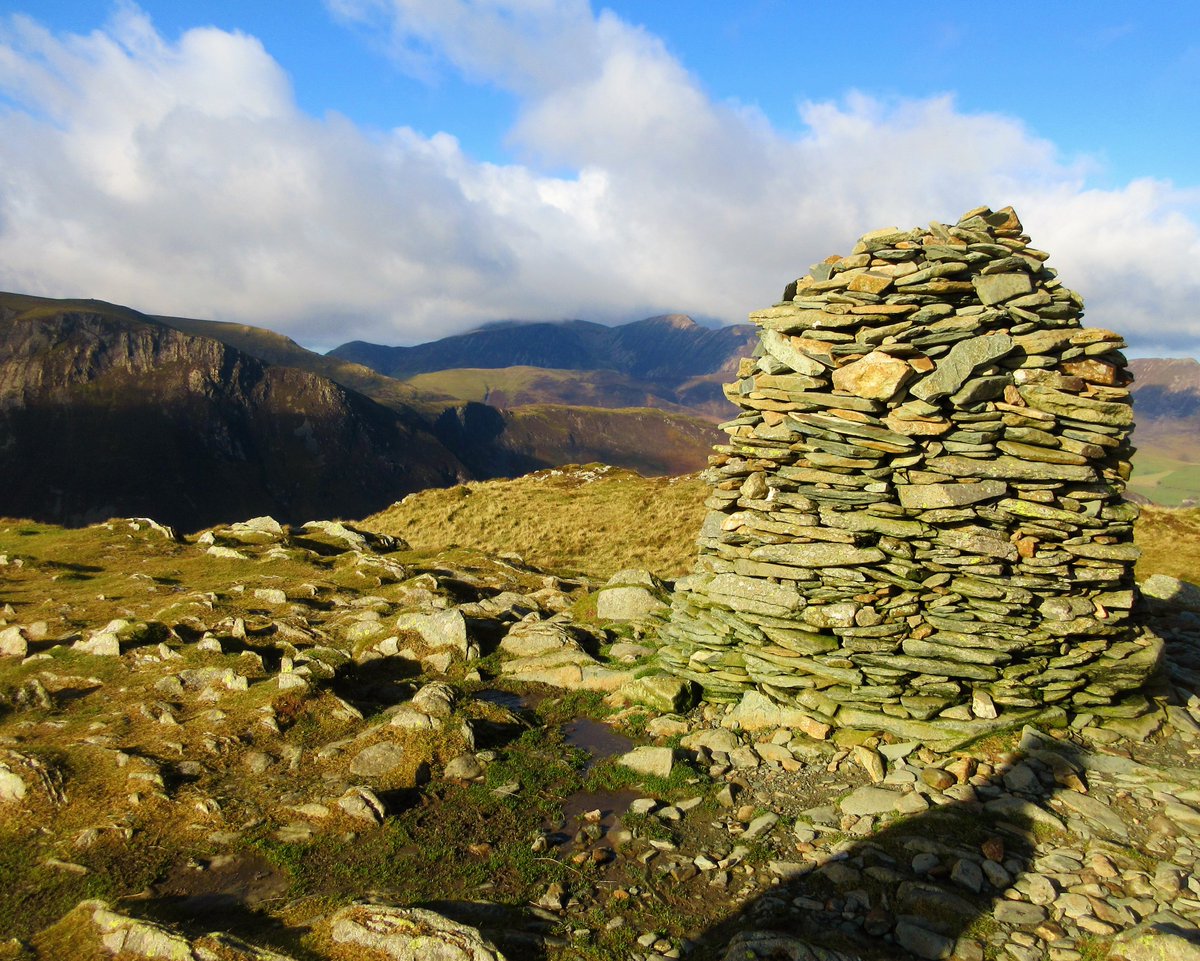 StanLeigh18's tweet photo. #Catbells #MaidenMoor #HighSpy walk yesterday from #Skelgill near #Stair
Maiden Moor & High Spy
- Approaching Maiden Moor summit
- #Hindscarth & #Robinson from Maiden Moor
- High Spy summit cairn
- #DaleHead from #EelCrags https://t.co/WZ3fAyBz3l