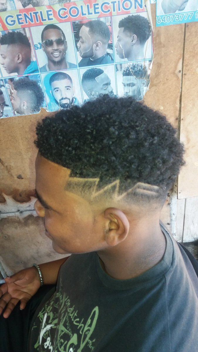 TheBarber265's tweet photo. This is my hustle https://t.co/HAq0BVA6kg