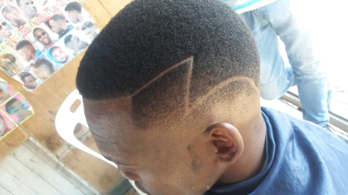 TheBarber265's tweet photo. This is my hustle https://t.co/HAq0BVA6kg