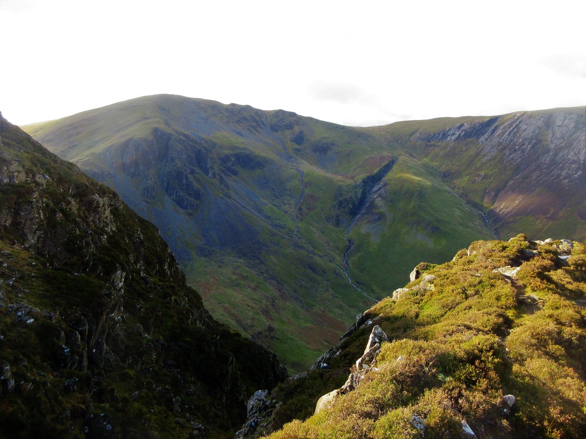 StanLeigh18's tweet photo. #Catbells #MaidenMoor #HighSpy walk yesterday from #Skelgill near #Stair
Maiden Moor & High Spy
- Approaching Maiden Moor summit
- #Hindscarth & #Robinson from Maiden Moor
- High Spy summit cairn
- #DaleHead from #EelCrags https://t.co/WZ3fAyBz3l