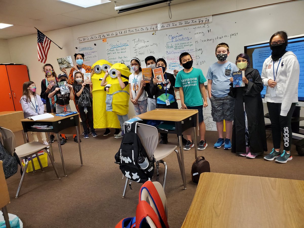 connierayo's tweet photo. Today we celebrate all books and parade our characters around! #kdepride #characterparade https://t.co/mvdrymRi4Y