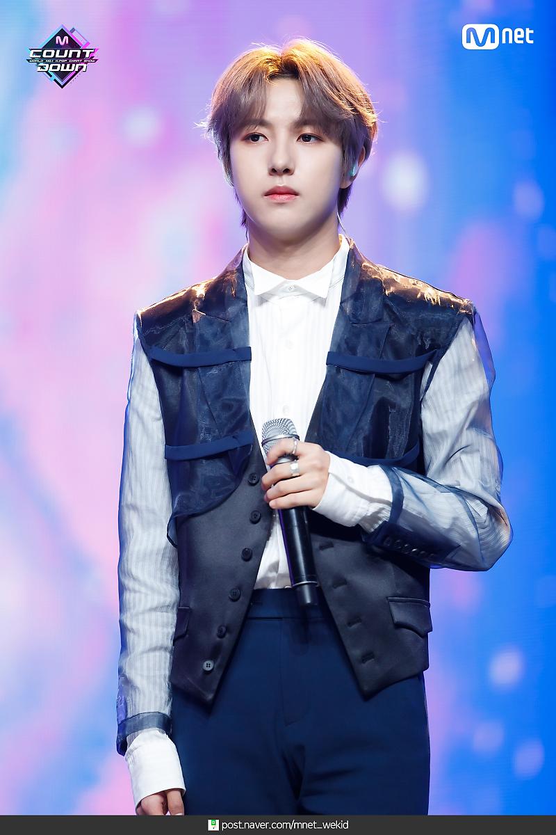 DreamZoneBr's tweet photo. 💙[#FOTO] 291020 - #RENJUN no M COUNTDOWN

#NCT #NCTDREAM https://t.co/yaKMd6SthI