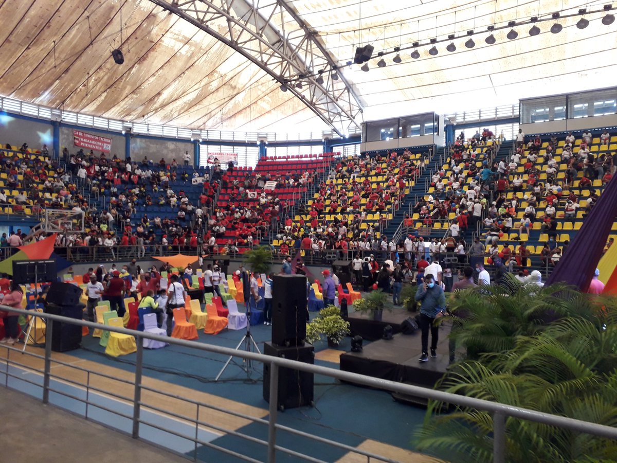 LICEO NACIONAL VICENTE DAVILA PRESENTE