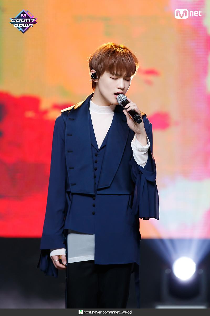 DreamZoneBr's tweet photo. 💙[#FOTO] 291020 - #CHENLE no M COUNTDOWN

#NCT #NCTDREAM https://t.co/zfUoJg8EIm