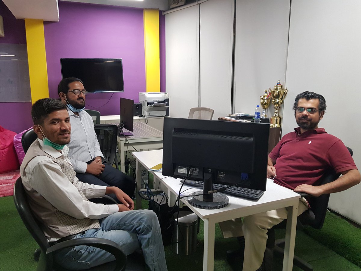 Shahruh_com's tweet photo. Team @Shahruh_com is pleased to meet with Sir Ayub Ghori - Director Netsol Technologies and team Nspire. It has been an invaluable experience for all of us at ShahRuh and we look forward to learn, grow and create positive impact.
#netsolTechnologies #SirAyubGhori #startups 🇵🇰 https://t.co/6B5RKE9jUv