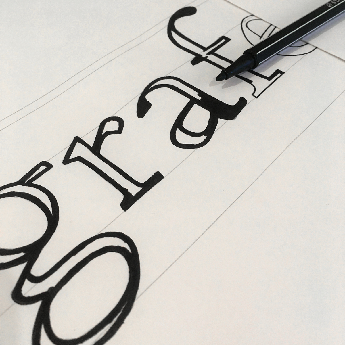 rmfrt's tweet photo. Une dédicace à mes étudiants de Strate Lyon: vous êtes au top!
—
 #poeticProgram #typographicSystem #StrateLyon #Jenson #Typography #Drawing https://t.co/79nztjVGiz