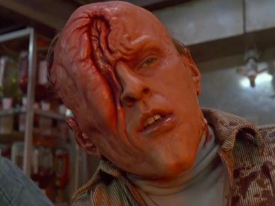 DerekClifford2's tweet photo. @StudiocanalUK Tony: You got a lot of nerve showing your face around here, Hauser.

Douglas Quaid: Look who's talking https://t.co/Tz9YETcpS2