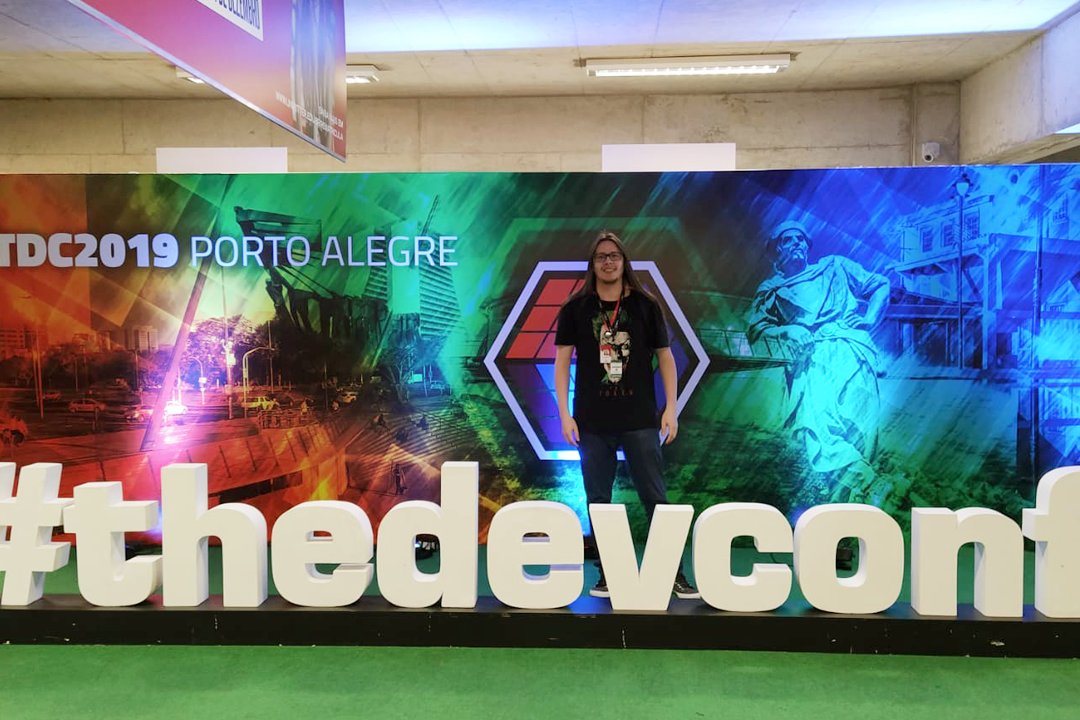 unirede's tweet image. Essa semana bateu saudade daqueles eventos de Tecnologia que a gente ama tanto! Ano passado, os nossos colaboradores Maurício Martinez e Uilian Garcia, participaram do #TDC, o maior evento sobre desenvolvimento de software do Brasil! #tbt #thedevconference #tecnologia #ti