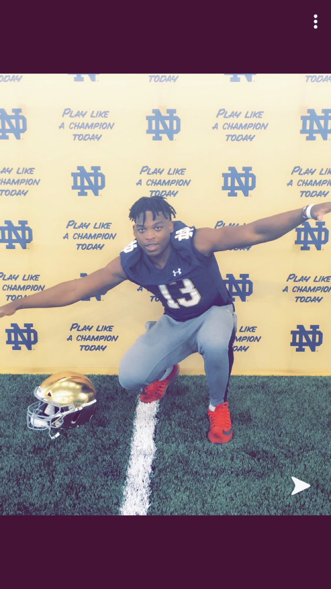 Kingbril1's tweet photo. Notre Dame visit was lit 🤘thanks @MPA_Vikings @SifuSullivan @CoachTyRich74 @ExposureD1 @CoachKVaught @NDFootball @CoachBrianKelly @EDGYTIM https://t.co/tiEYVpqgvq