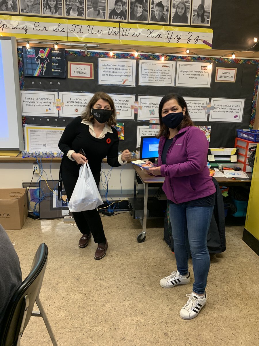 Nov. 5th is Support Staff Appreciation Day across VSB -- Many thanks to our SSAs, Office Staff, Supervision Aides and Building Engineers for their hard work in keeping our students safe and Laurier school running smoothly - And here some chocolate as a token of appreciation! 😍🥰