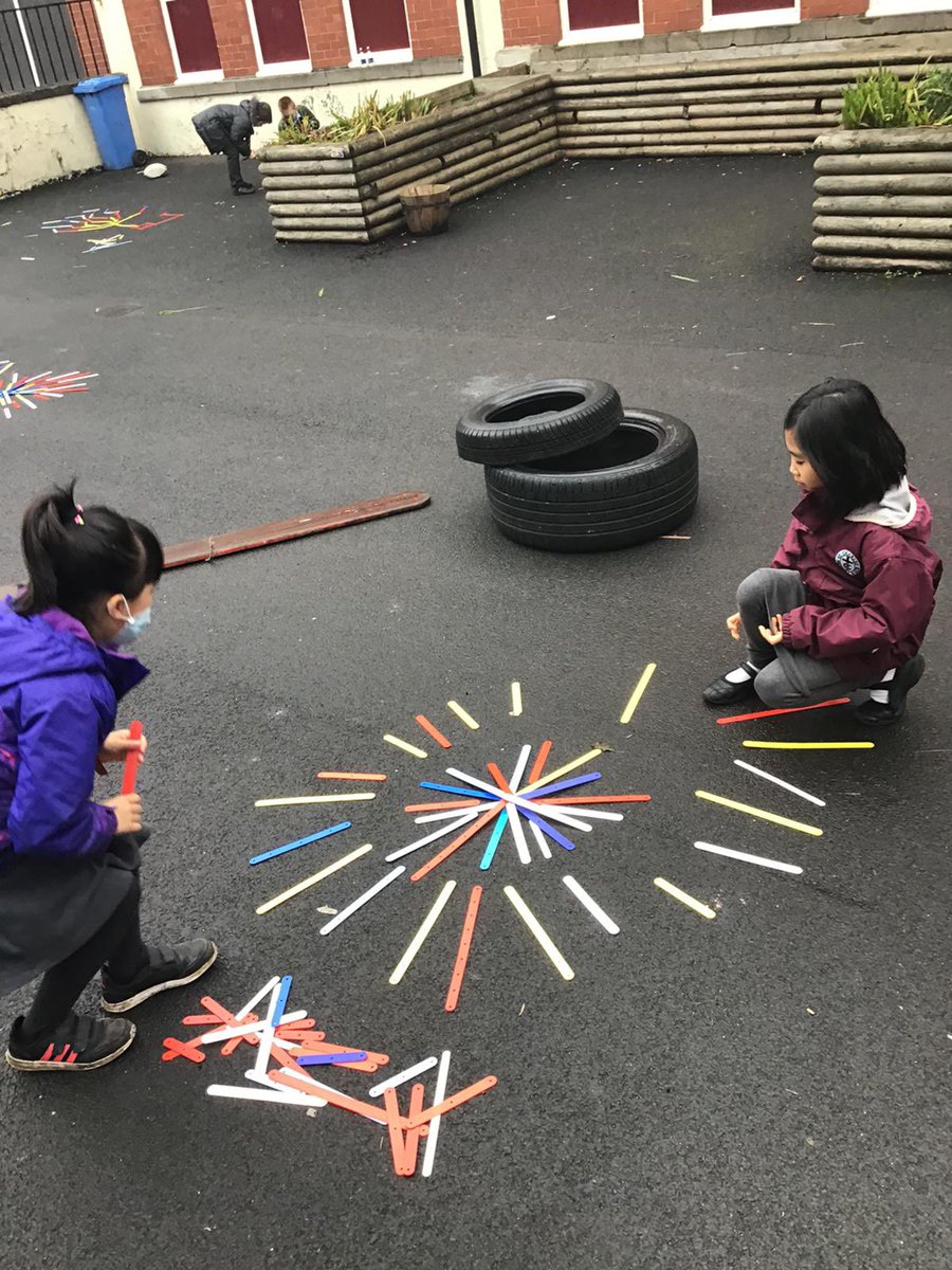 StCharlesGla's tweet image. P4a joined in with the #FireworkFun for #OutdoorClassroomDay today. They were making their own fireworks for bonfire night with #LooseParts in the playground. #OutdoorLearning #OutsideEveryDay #BonfireNight2020 @OutdoorClassDay