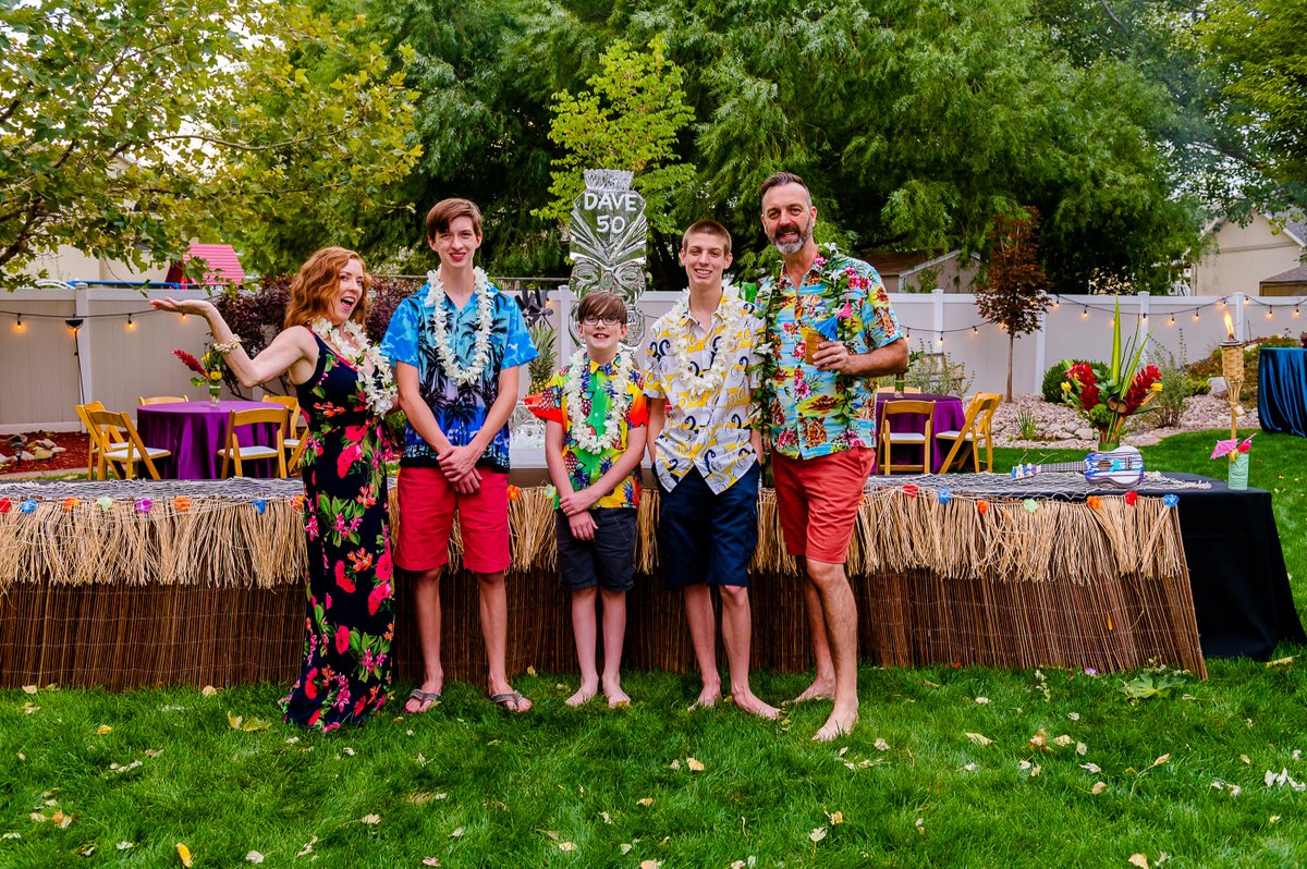 UTPremierEvents's tweet photo. Birthdays feel a bit different this year, but that doesn't make them any less special! Let us help you celebrate them safely in style by bringing our party planning services to your home or other location of your choice! 🥳

#UtahEventServices #HappyBirthday @SmyerImage https://t.co/ZFFucyoDeP