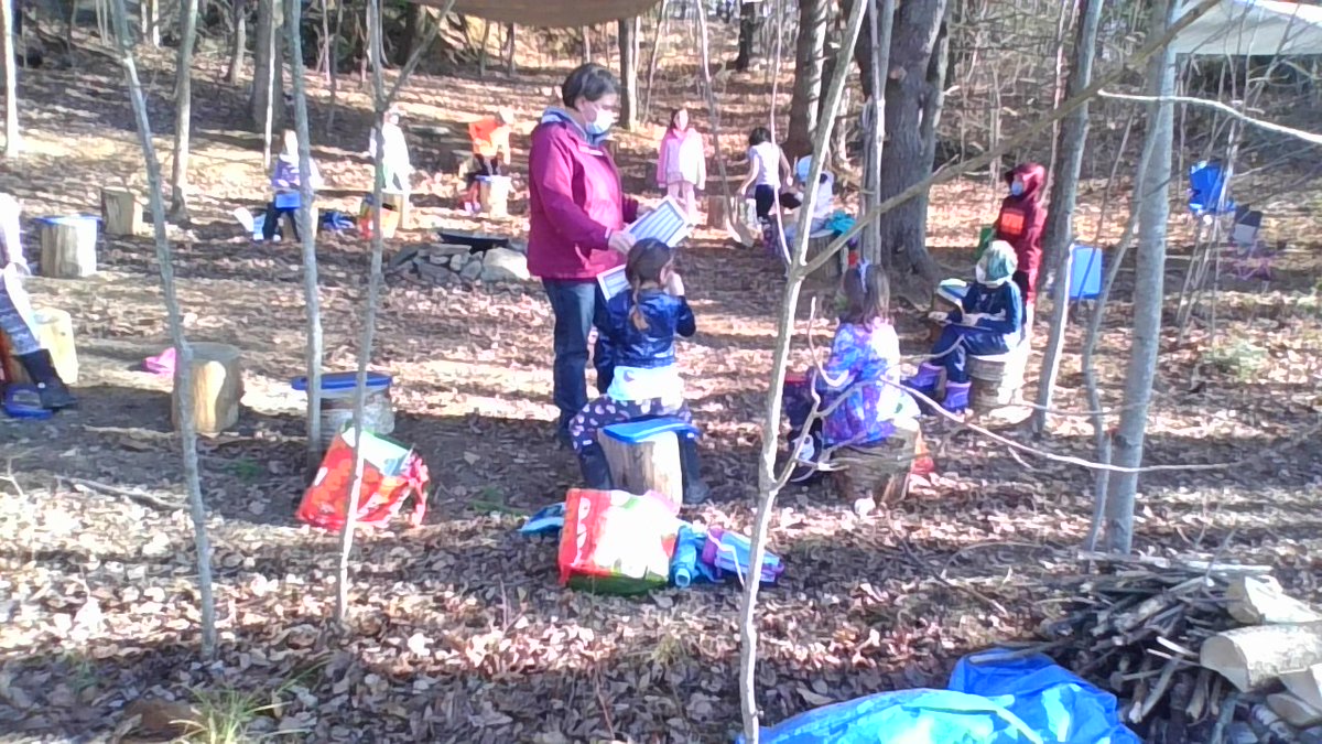 wsdvtschool's tweet photo. The Westford second grade outdoor learning is going fabulously in Ms. Ellis' class! Today's lesson was the open number line.
#vtoutdoorclassroom #teachingoutdoors #ewsd #wsdsch #8thgraderpics https://t.co/8naMR1SnxX