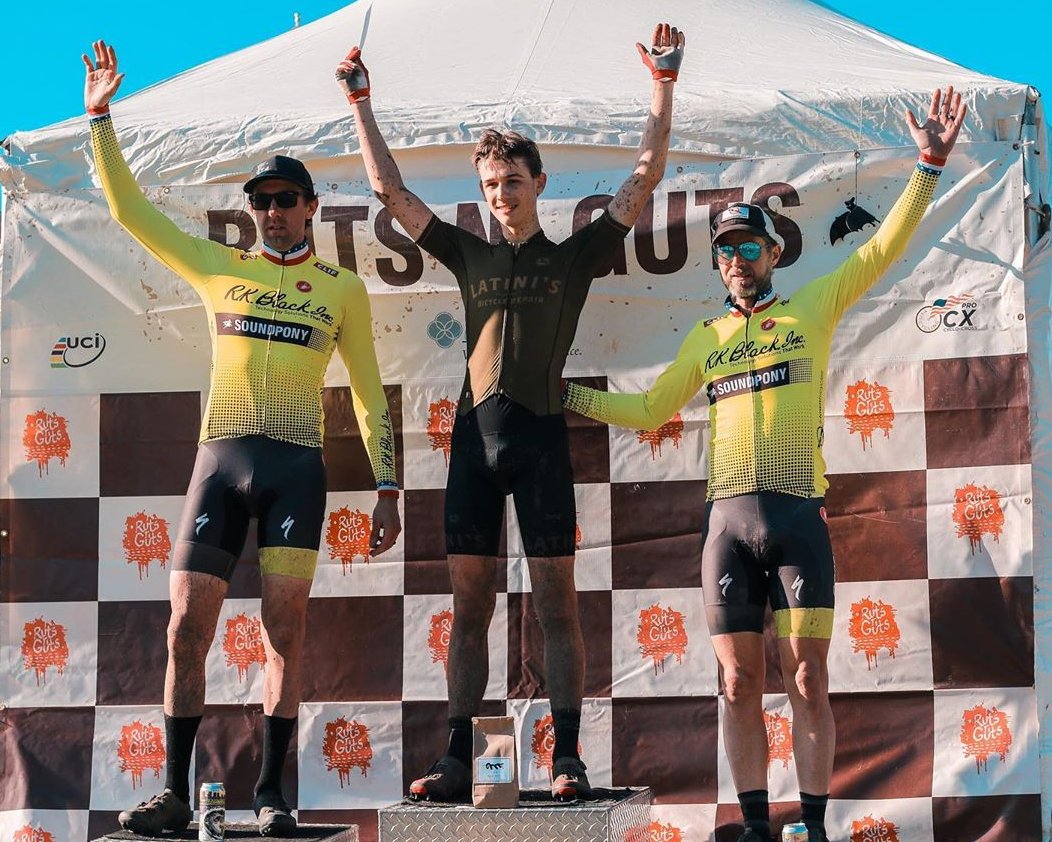 BeckettTooley's tweet photo. .@RutsNGuts was a great weekend. I won Sunday's Men's P1/2/3 race. It was a hard race, I had to deal with relentless team tactics, but I was able to overcome them pull out the victory. 
#cyclocross #cx #usacx

https://t.co/z3nFDyhwYh https://t.co/qQh8qqQIo5