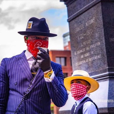 mrjamesmackey's tweet photo. #NewProfilePic

Me showing my son what it means to #StandUp &amp; #SpeakUp on the #SocialInequities #BlackFolks face in #Massachusetts &amp; beyond!!

#EnoughMA
#ProudBlackFather
#BlackLivesMatter https://t.co/vnI7MJl9xU