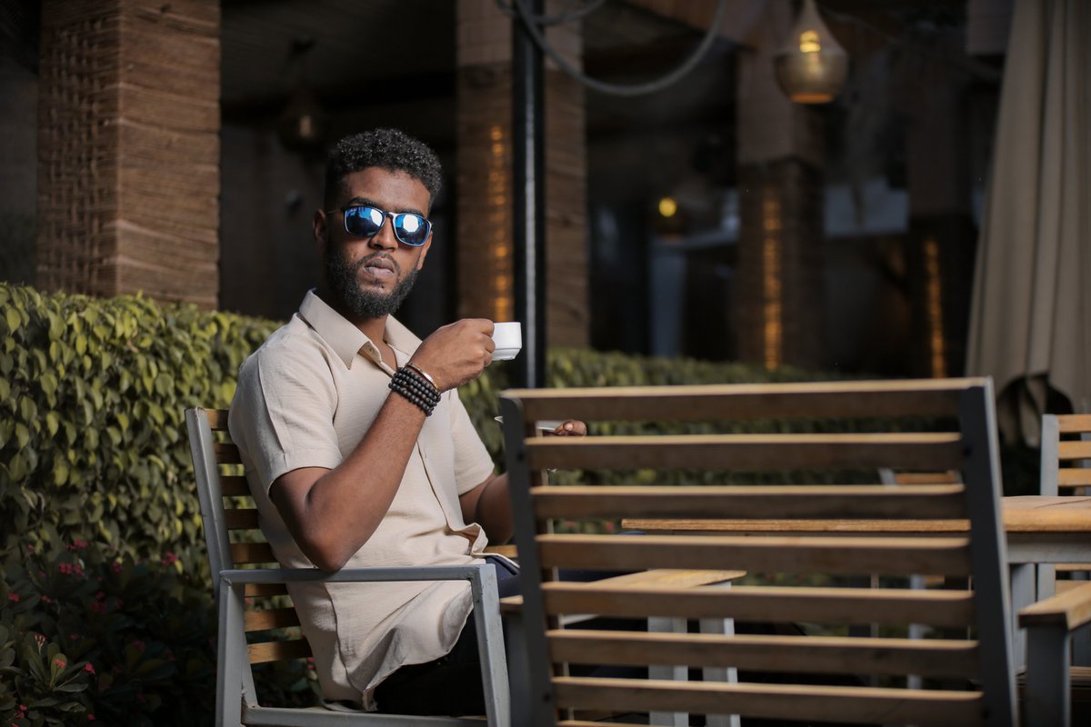 Ashry_sd's tweet photo. متوفر الان على اشري
 قميص بيج رجالي
 السعر : 1900 
صنع في السودان 
Available now on Ashry
 Men's beige shirt
 Price: 1900 
Made in Sudan https://t.co/KqAXWHd5Tg