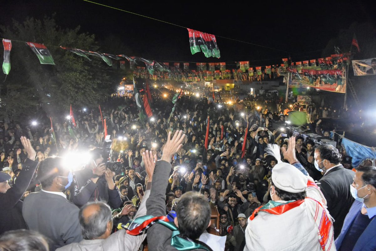 NaliaPanhwar's tweet photo. Gilgistan Balochistan leader bilawal Bhutto Zardari ab gilgistan Balochistan ka chairman bilawal Bhutto Zardari people's party aur bilawal Bhutto ka naam hoga Inshallah ✌🇱🇾🙌🙌🙌
#GilgitBaltistanIsPak
#GilgitMainTeerChalega
@BBhuttoZardari ✌🇱🇾🇱🇾
#jesybhutto 👍🇱🇾✌❤❤❤❤ https://t.co/FkqU9FaQ8G
