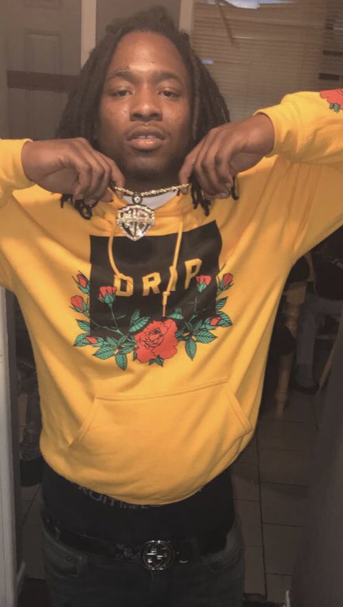 RondoFrmGMB's tweet photo. #WaleBoy🎱 https://t.co/whIJjX2Wlg