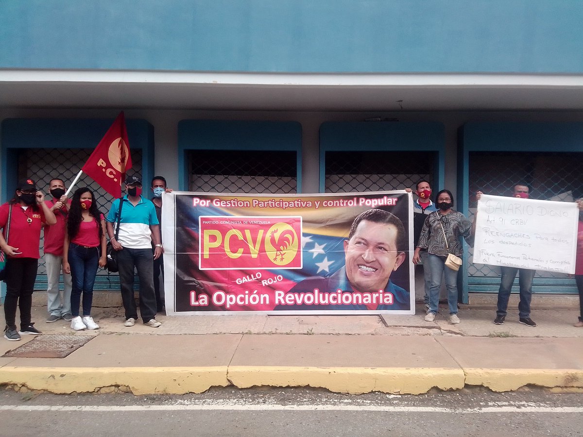 mujercombate's tweet photo. Las fuerzas de @aprfalcon y el @PCV_FALCON, junto a los candidatos a la AN @dmosquerajuliao, @erickanairym y @JBeltranLopez, se sumaron hoy a la protesta nacional por un salario digno y en rechazo a las acciones del gobierno en contra de los trabajadores. @PCV_Ve @APR_Venezuela https://t.co/GDk6570sfP