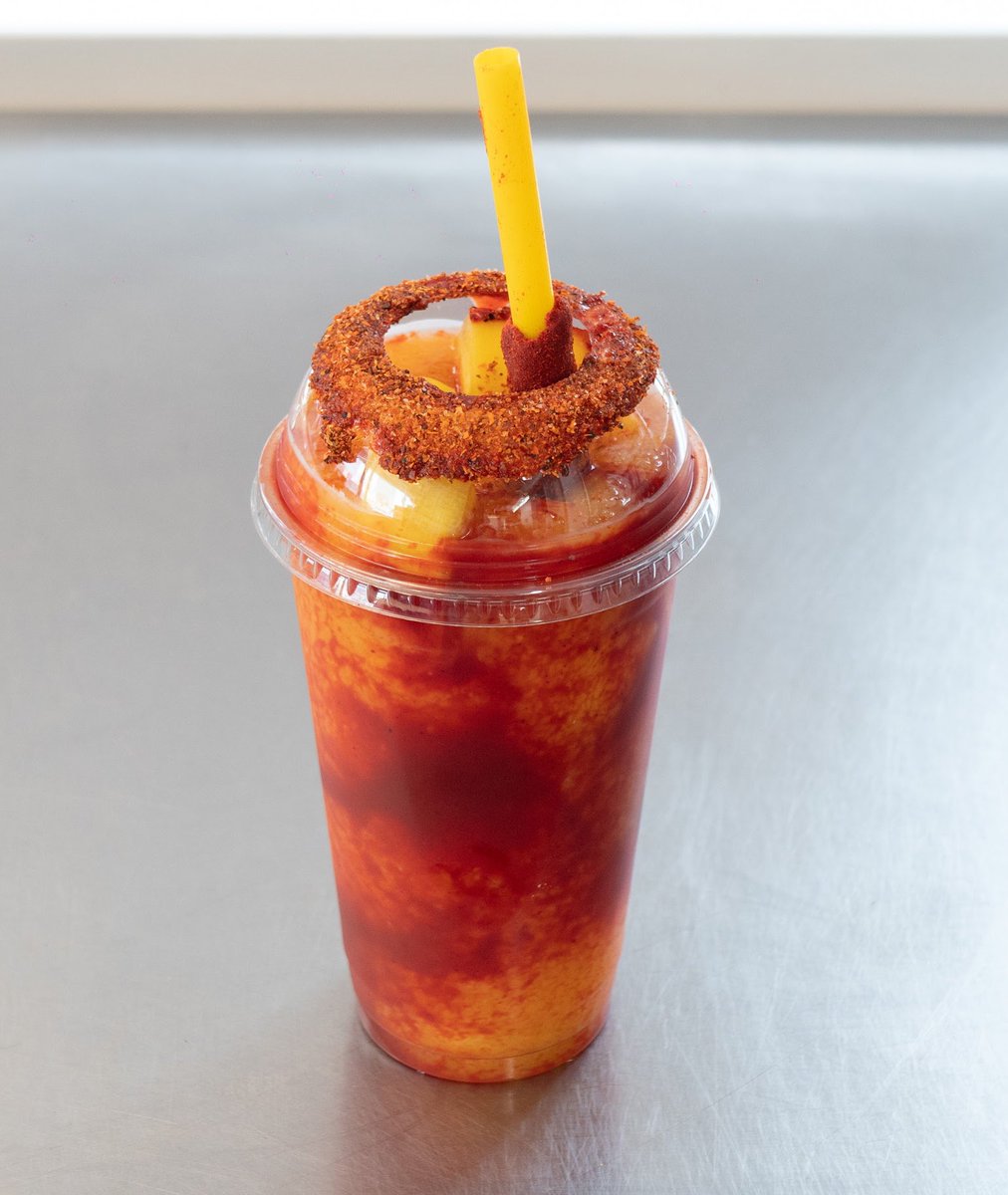 TapatiaFruteria's tweet photo. 🥭CHAMANGO🥭
Mango-Chamoy smoothie with fresh mango chunks & a chile straw 😋
🟤Available in 3 different sizes🟤
#LaTapatiaFruteria #ArlingtonTX #GrandPrairieTX #Chamango #Mangonada #Mango #Chamoy #Fruteria #IceCream #Paleteria https://t.co/wTZM3UdduL