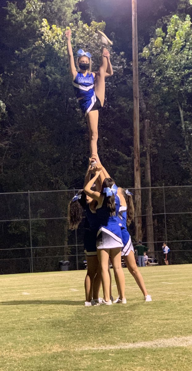 bekeyyes's tweet photo. Last rec practice and exhibition is tonight, but that just means its the start of competition season.. and the girls are looking great! 🤩#MaraRec #BlueReign https://t.co/i65X1dKCs0