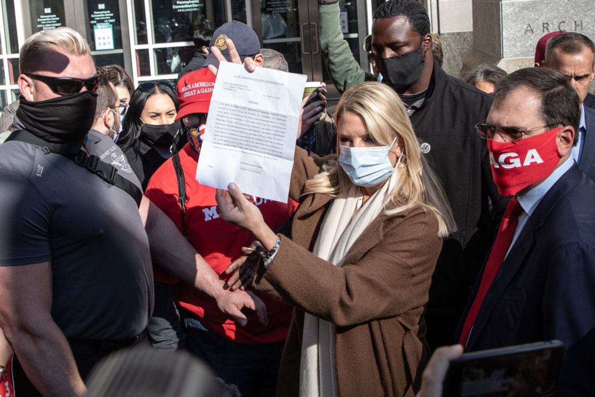 realDailyWire's tweet photo. WATCH: Trump Team Confronts Philly Officials For ‘Violating’ Judge’s Election Order https://t.co/rnF7FtbOma https://t.co/1RJ2OyTY3B