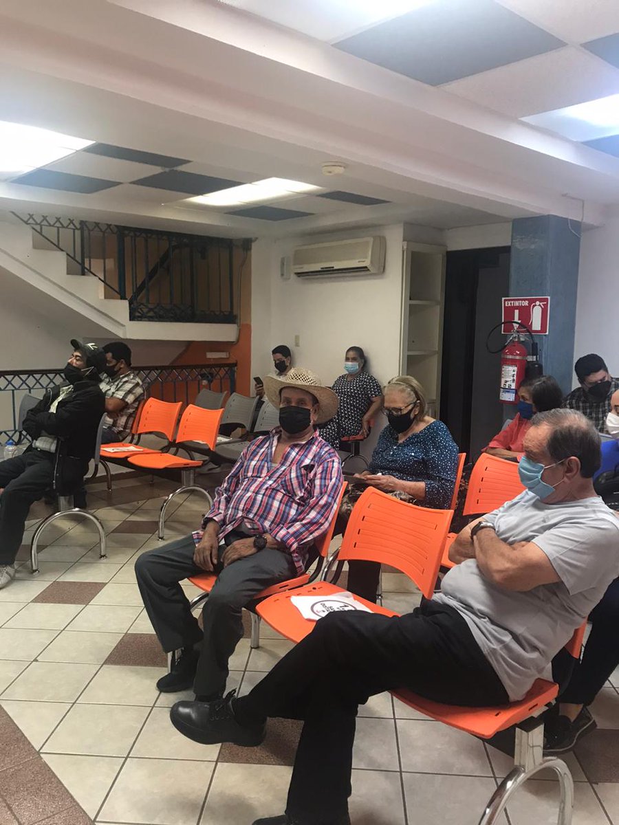 Servicios  oftalmólogicos:1. Consulta Oftalmólogica, 2. Gabinete de Estudios, 3. Cirugías,  4. Cultura de Prevención de las Enfermedades de los Ojos, 5. Consulta Gratuita Extramuros a Personas de Extrema Pobreza, 6. Capacitación a Médicos Oftalmólogos y 7. Museo Nacional de Of.