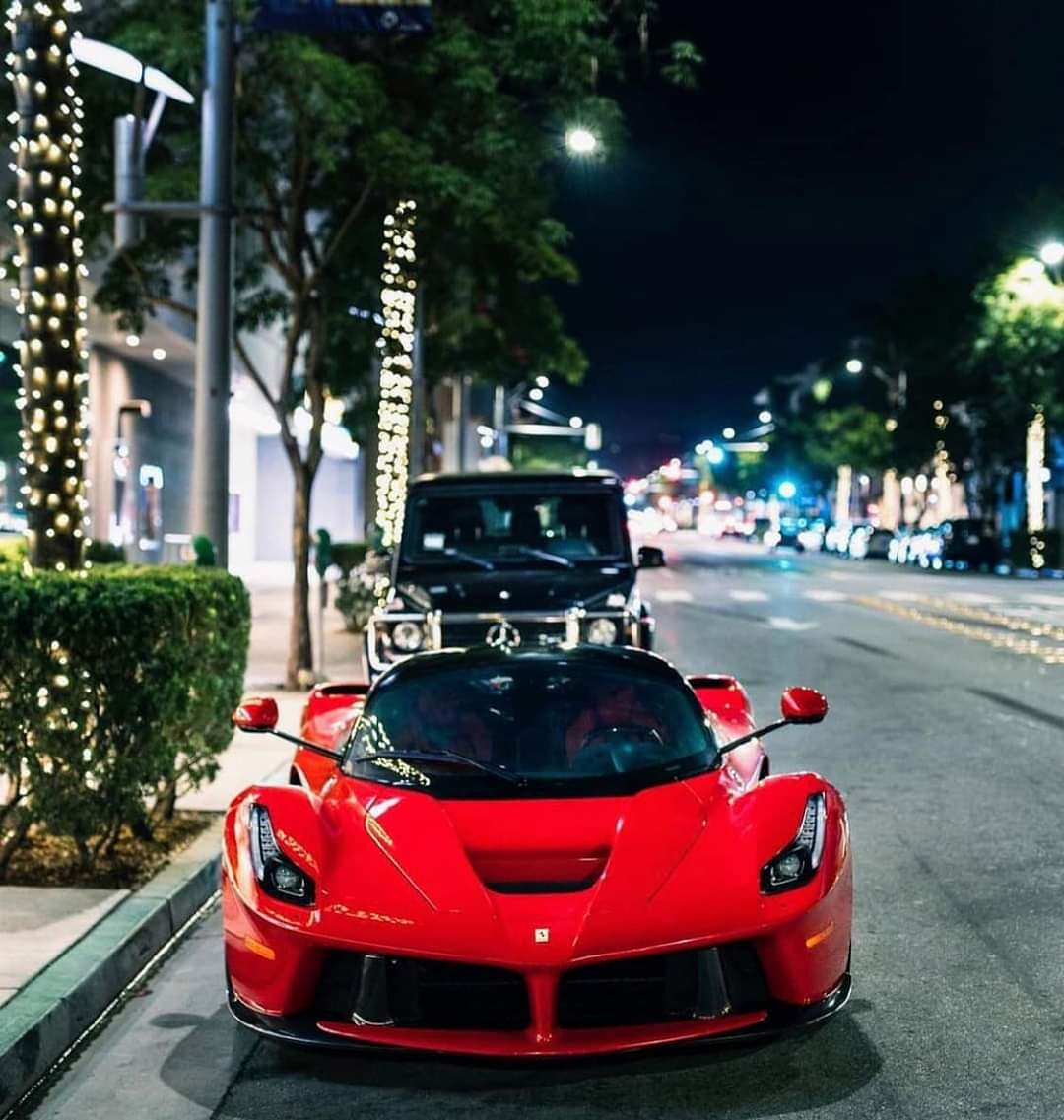 Monicatror's tweet photo. Bona nit i dolรงos somnis โค๏ธ #ferrari #ferrarifxxk #fxxk #fxxkevo #laferrari #ferrarifxx #ferrarienzofxx #ferrarienzo #ferrariclienti #corseclienti #CorsaClienti #FerrariPower #ferrarilove #scuderiaferrari #forzaferrari #cochesaescala #BCN #mardelplatalimousines @Ferrari https://t.co/Epewn3oheV