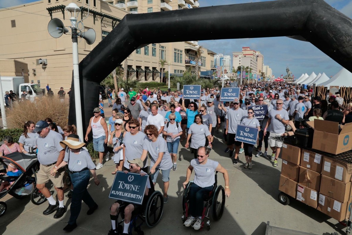 TowneBanking's tweet photo. Join us in our virtual support of JT Walk, this Sunday, Nov 8. Supporting the effort to defeat ALS is as important as ever. Among the many ALS angels, we walk for Beth Prever + Daryl Wynne #StompALS #LiveLikeBeth #DarylsTowneFamily #DoItForJosh https://t.co/JAT63TX9aw https://t.co/5J8y2IEMcv