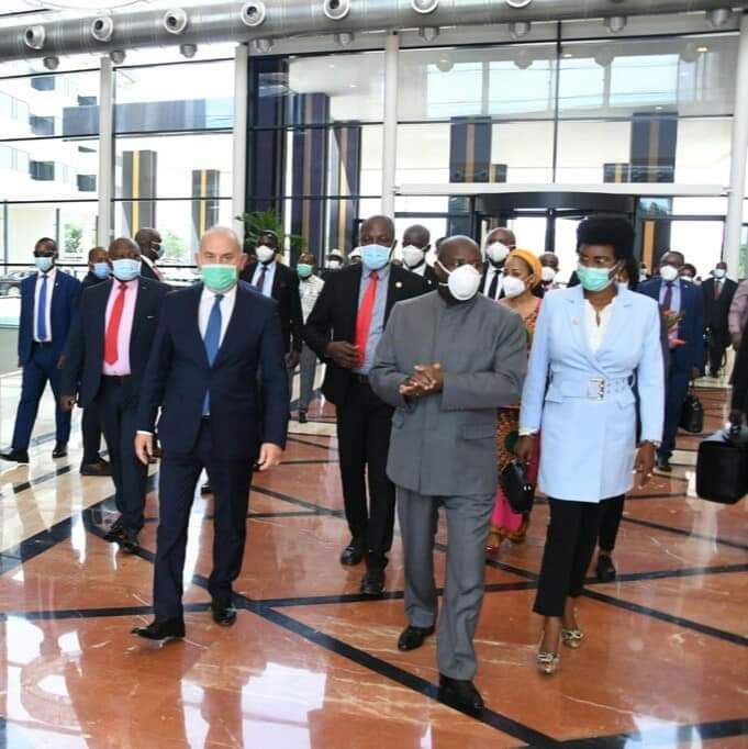 The <a href="/GHD_Official/">Grand Hotel Djibloho</a> graced today by <a href="/GeneralNeva/">SE Evariste Ndayishimiye</a> and <a href="/Burundi1stLady/">Angeline Ndayishimiye Ndayubaha</a> is the best hotel in Central Africa, with 452 rooms, 20 villa, 2 swimming pools, spa and gymnasium, 5 bars, 5 restaurants, a deluxe discotheque, and 18 holes golf course.