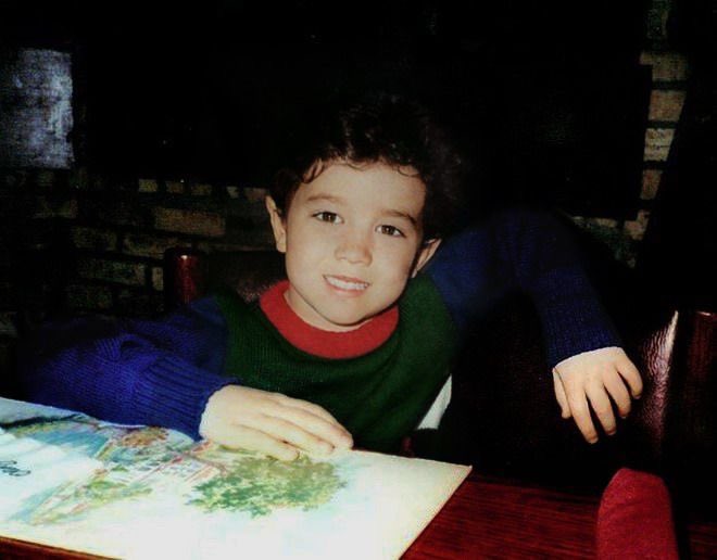 Happy birthday to Kevin Jonas , the greatest !! 