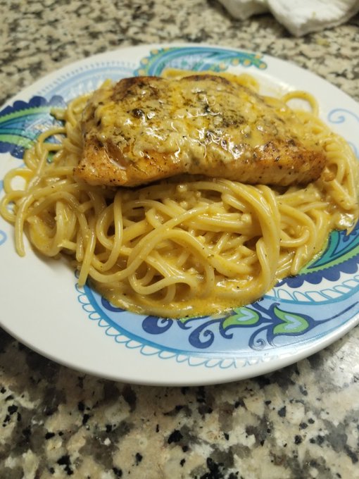 Salmon scampi with garlic butter sauce https://t.co/fndCYvCNrx<a href="/tag/blackpanther"class="tags"><span>#blackpanther</span></a><a href="/tag/wakandaforever"class="tags"><span>#wakandaforever</span></a><a href="/tag/blackcosplayer"class="tags"><span>#blackcosplayer</span></a>