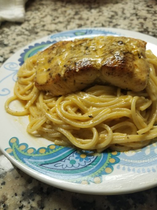 Salmon scampi with garlic butter sauce https://t.co/fndCYvCNrx<a href="/tag/blackpanther"class="tags"><span>#blackpanther</span></a><a href="/tag/wakandaforever"class="tags"><span>#wakandaforever</span></a><a href="/tag/blackcosplayer"class="tags"><span>#blackcosplayer</span></a>