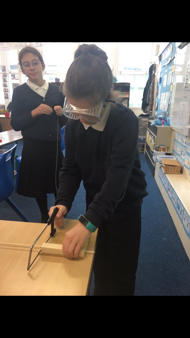 SpringCottagePS's tweet photo. The children in #springcottage5T and #springcottage5L have been making Shadufs in D&T this week - look how good they are! 🛠🔩📏📝 #springcottagedt #teamwork https://t.co/mGwsxxlyO9