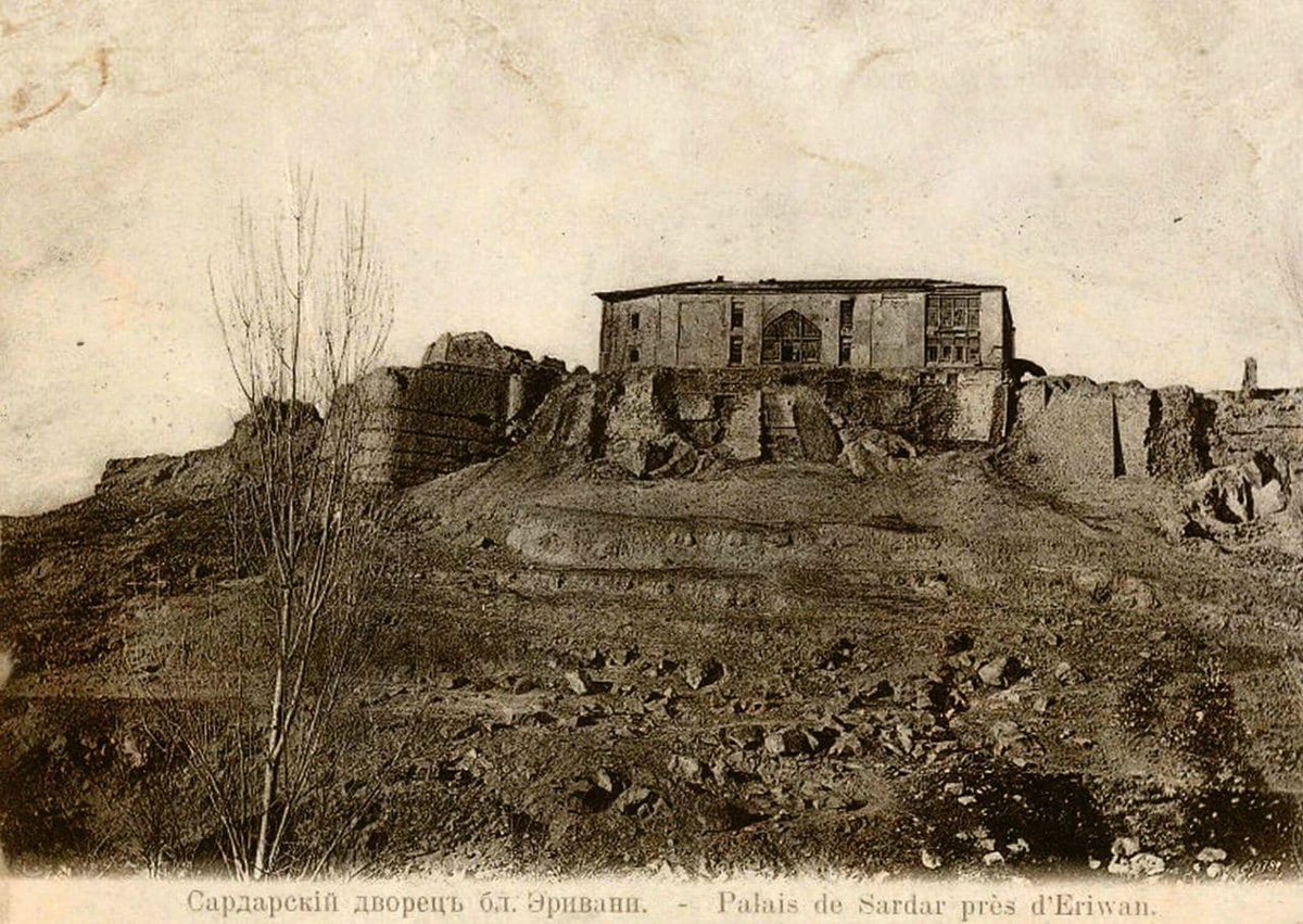 Palace of Serdar, the ruler of the #Azerbaijani Erivan (modern #Yerevan) Khanat, #Azerbaijan principality situated in a modern territory of #Armenia. Beautiful paintings on the walls of the palace of the Erivan khans and shah of the Qajar dynasty.1875
#DontBelieveArmenia