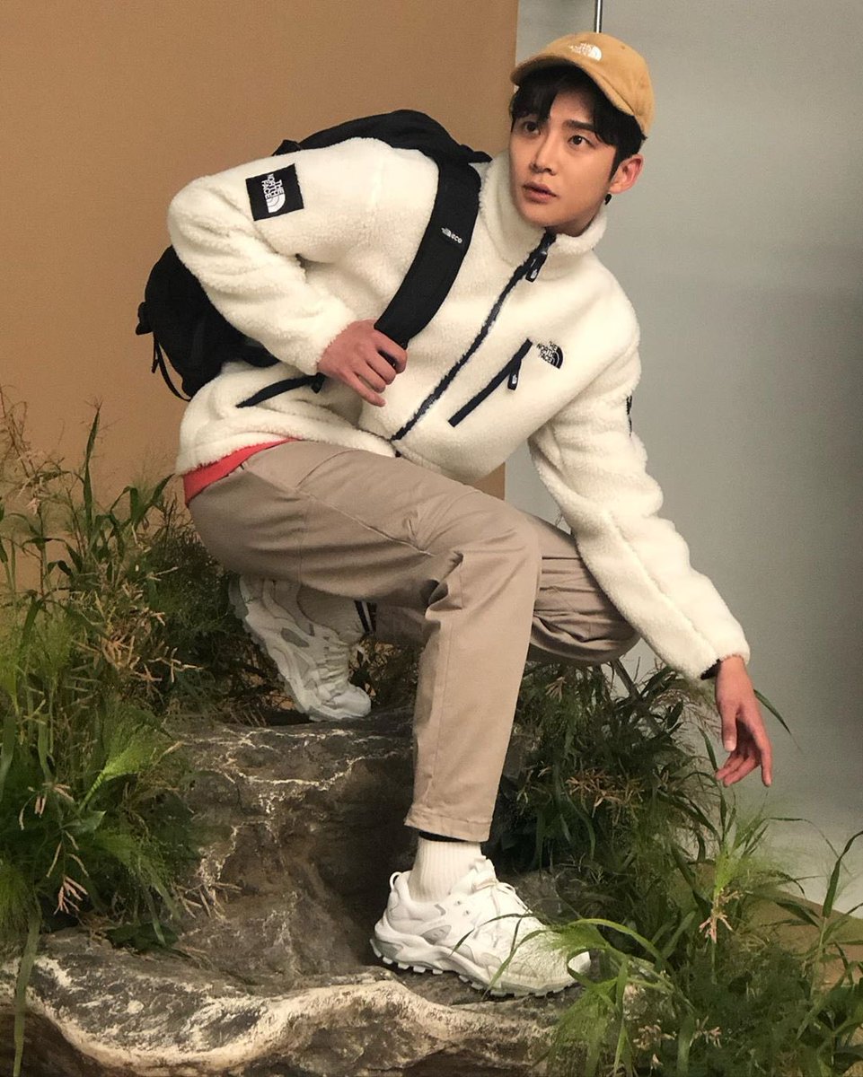 lqkrw's tweet photo. https://t.co/dypbLfFkjs