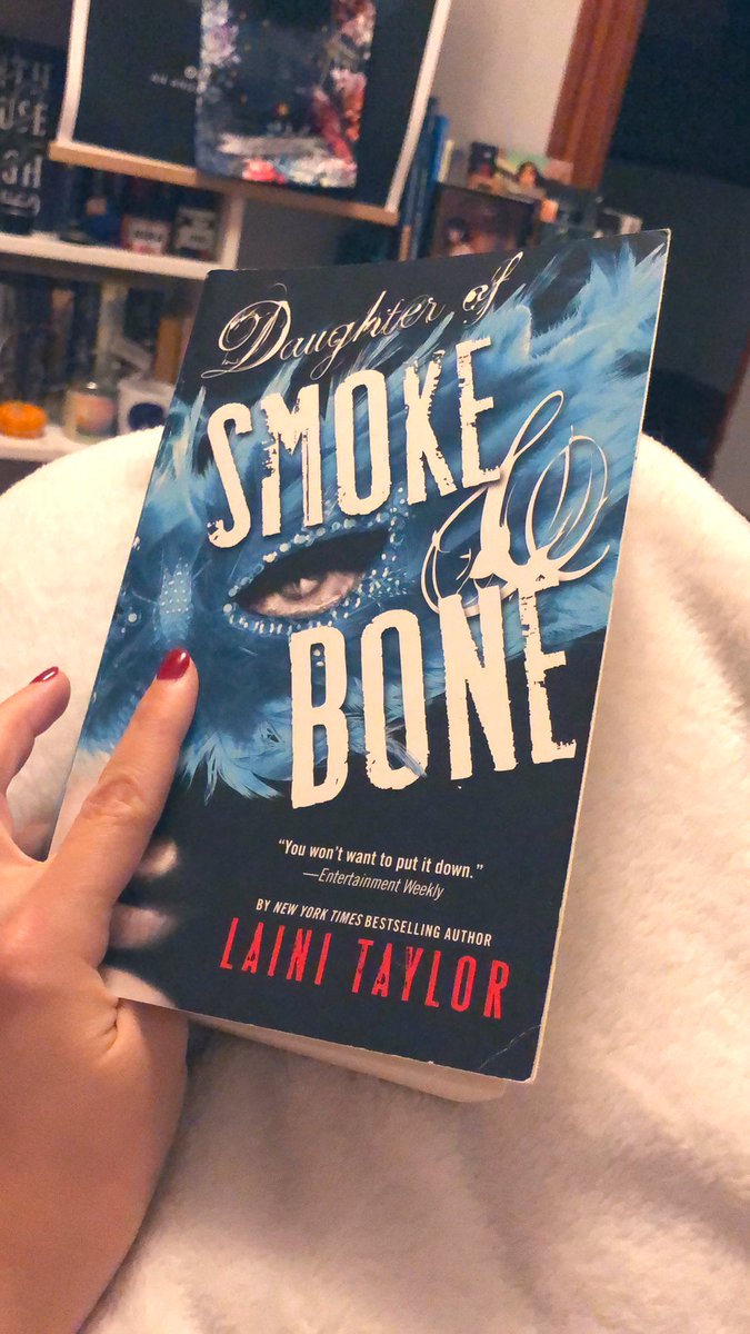 abookandacup's tweet photo. So excited to reread this old favorite ! #dosabreadalong #daughterofsmokeandbone @lainitaylor @HBGCanada https://t.co/gDaKb5piRL