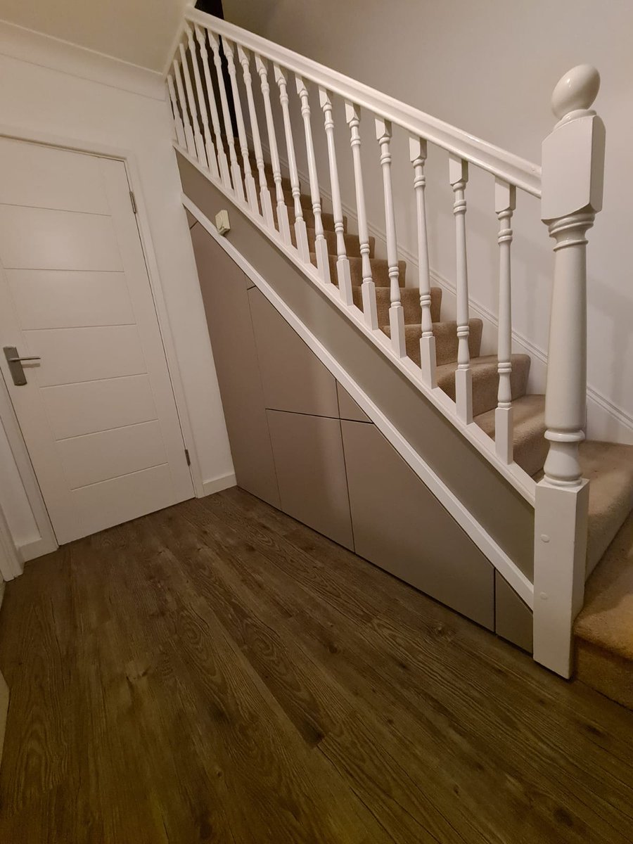 StairsStorage's tweet photo. Another quality installation by https://t.co/cccrz7Pe0d
#FarrowBall #Worsted Practical & Affordable Under Stairs Storage Solutions #understairsstorage #storage #stairs #stairsstorage #furniture #interiordesign #home #inspiration #life #understairstorage #surrey #lockdownlife https://t.co/Yn59Fos7Jz