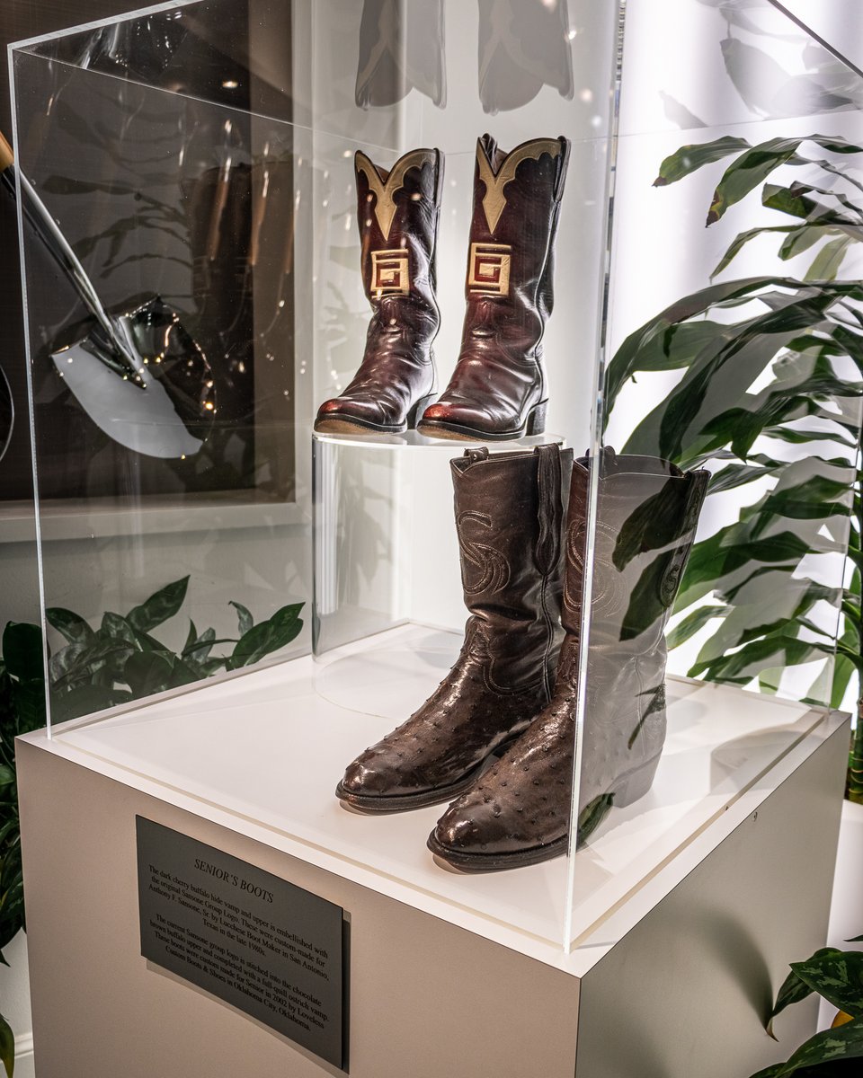 SansoneGroup's tweet photo. Today, we unveiled this pedestal displaying two pairs of Senior's custom, handcrafted boot with the Sansone Group logo. In place of our traditional business formal attire for Senior Day, we honor Senior's incredible style and legacy by wearing our finest boots! https://t.co/aqTjHbLjSZ